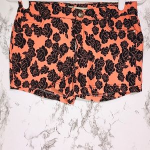 Miin Shorts with black rose imprints